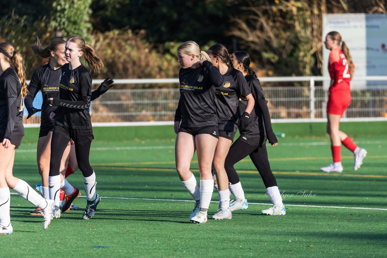 Bild 305 - wBJ VfL Pinneberg2 - Eimsbuttler TV 3 : Ergebnis: 5:0